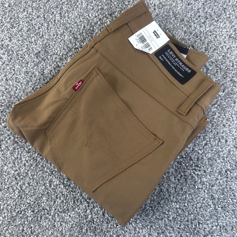 Levis 511 Slim Tech Pants Mens 29x32 Brown Stretch Quick Dry Casual Preppy NWT